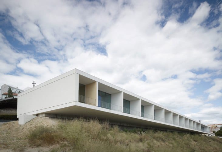 Escola de Hotelaria e Turismo de Portalegre, projeto de ASouto de Moura (2003)
